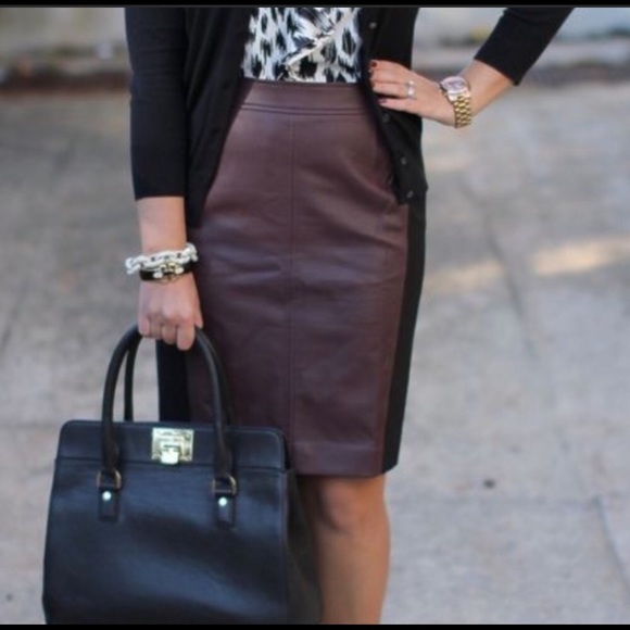 Ann Taylor Skirt - Picture 3 of 12